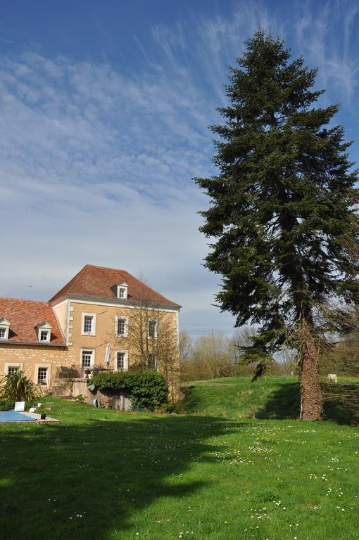Moulin De Morance Bed & Breakfast Ecommoy Exterior photo